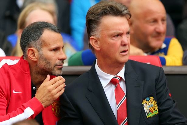 Photo of Louis van Gaal takes blames as Manchester United reign begins with shock home defeat