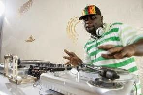 Photo of D-Black is a bad rapper but a good businessman – DJ Black