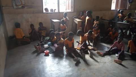 Photo of Bisignamdo D/A Primary School Lacks Sufficient Desks, Appeals For More Support