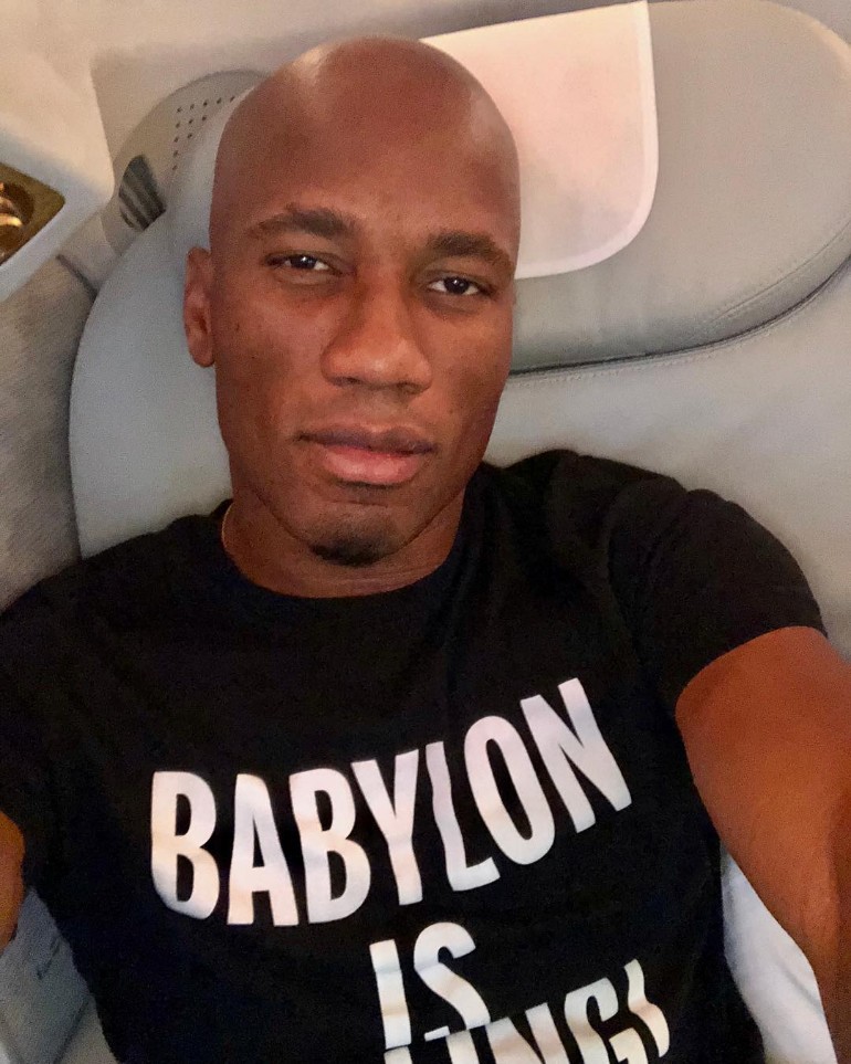 Photo of Video: Didier Drogba Falls ‘In Love’ With Stonebwoy And Asamoah Gyan’s ‘Dirty Enemies’