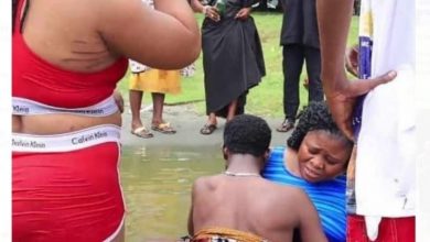 Photo of Ghanaian Man Cries For Help After His P3nis St*ck In His Partner’s Org@n While Having S3x In Lake Bosomtwe (Watch Video)