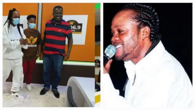 Photo of Daddy Lumba Embarks On A Tour To His New Radio Station With His Son