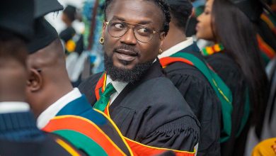 Photo of Video: How Samini Was Surprised At Home Following His GIMPA Graduation