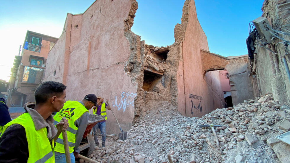 Earthquake Rocks Morocco, Kills 820